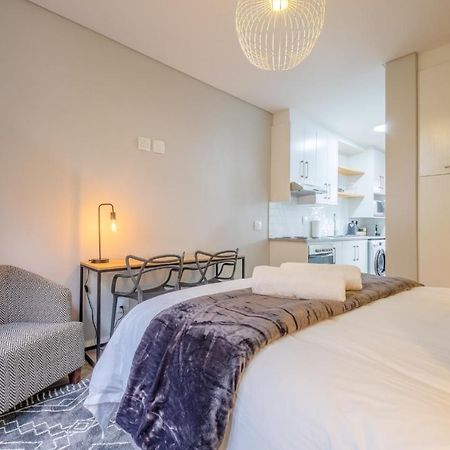 Lemon Rind - 16 Eikehoff Apartment Stellenbosch Ngoại thất bức ảnh