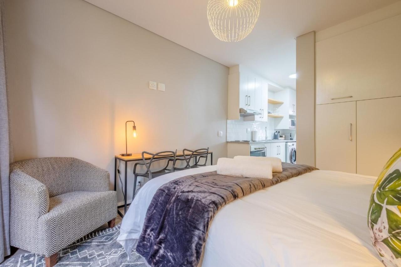 Lemon Rind - 16 Eikehoff Apartment Stellenbosch Ngoại thất bức ảnh