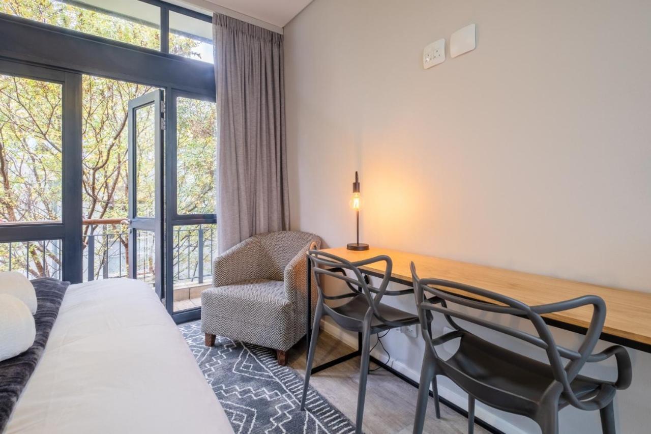 Lemon Rind - 16 Eikehoff Apartment Stellenbosch Ngoại thất bức ảnh